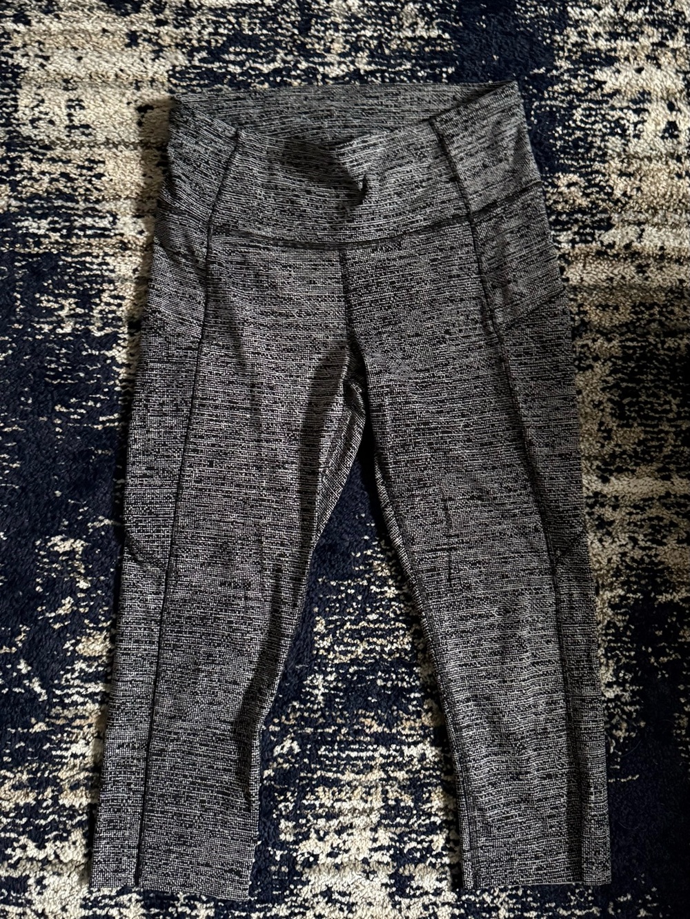 Lululemon Fast and Crop size 8